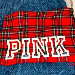 Victoria’s Secret PINK blanket scarf